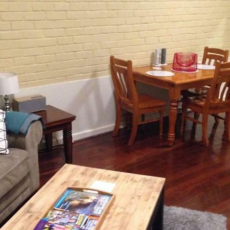 Affordable & Comfortable Apartment On Langley Park Пърт Екстериор снимка