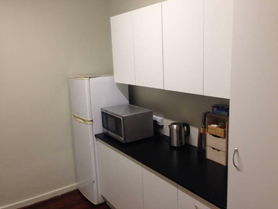 Affordable & Comfortable Apartment On Langley Park Пърт Екстериор снимка